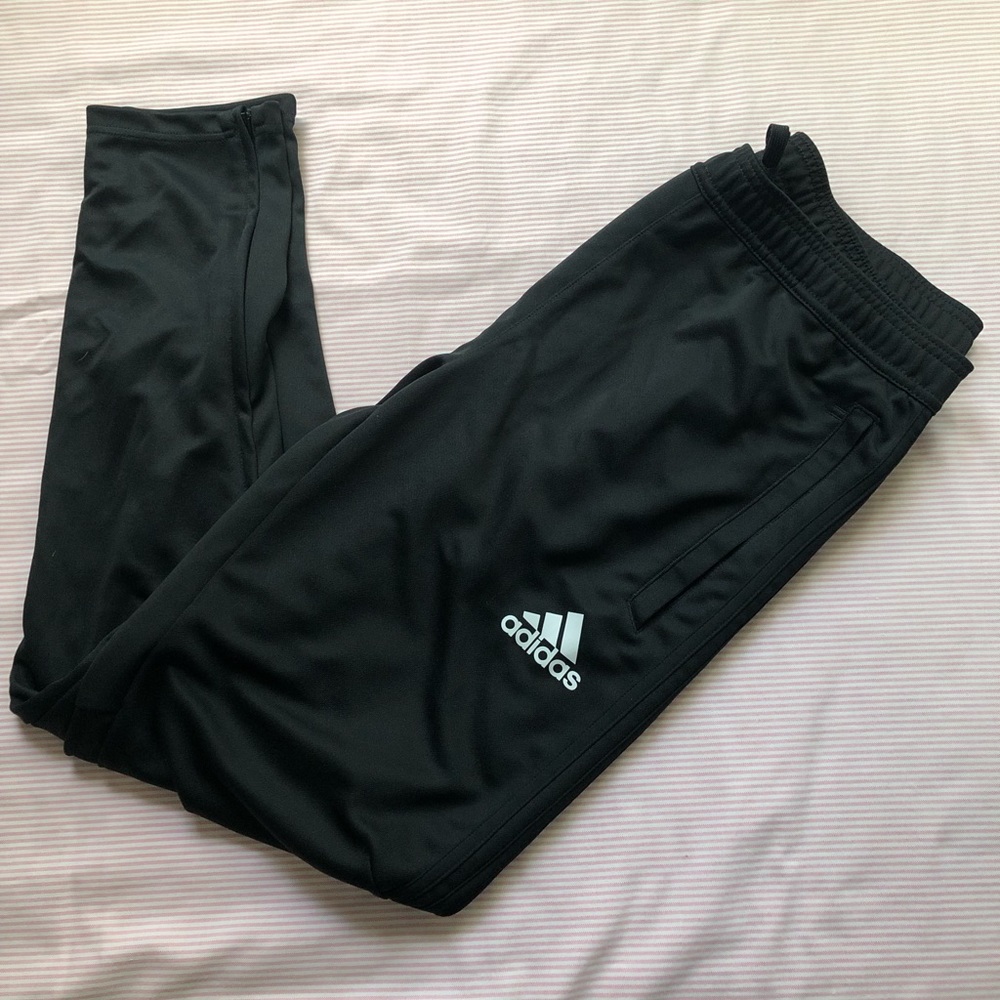 Adidas men’s joggers.